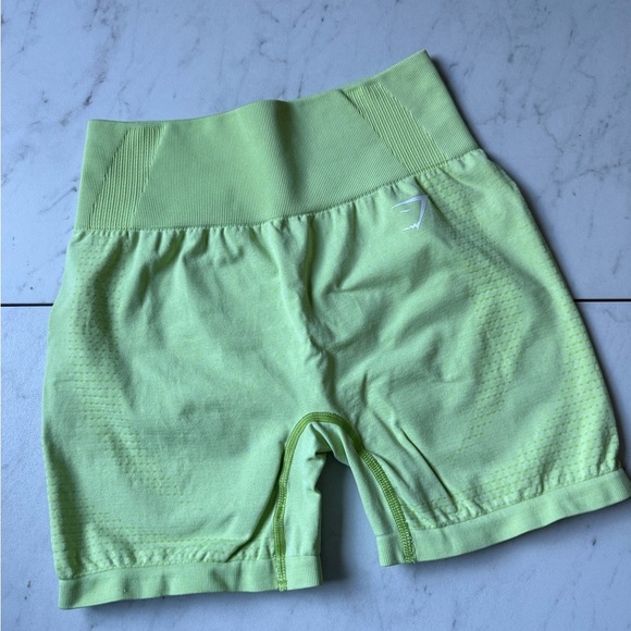 GYMSHARK Vital Seamless Shorts - lime green - size medium - Picture 1 of 7